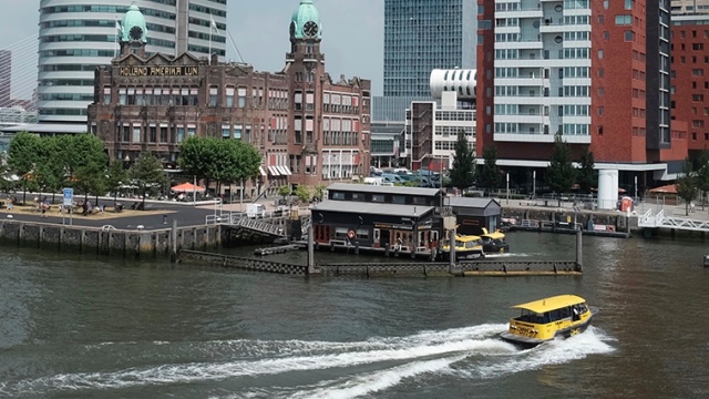 Watertaxi Rotterdam Website by YipYip