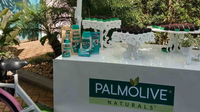 ENDOMARKETING EVENT WITH THE NEW LINES OF PALMOLIVE NATURALS by Cadaris Agency